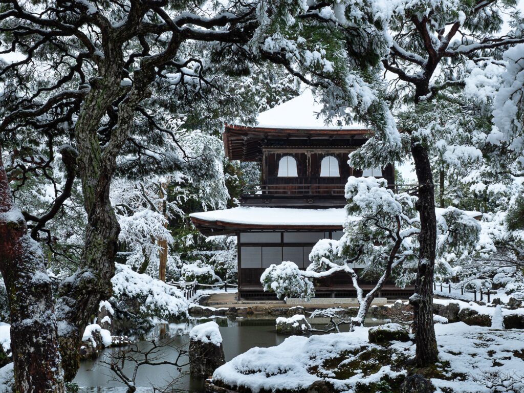 銀閣寺　雪景色